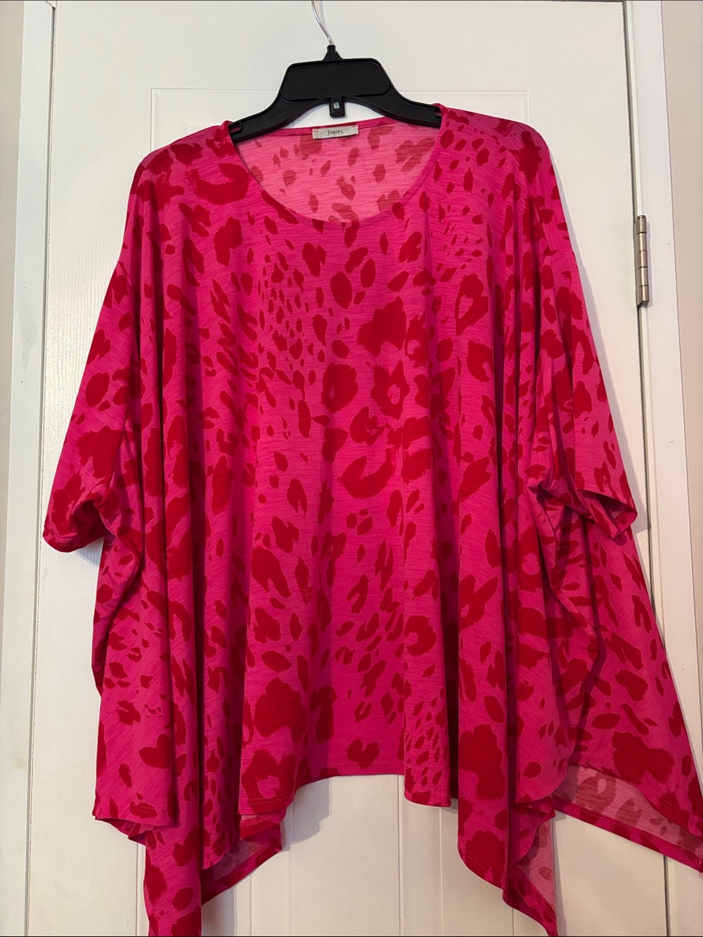 JODIFL Hot Pink and Red Animal-Print Tunic